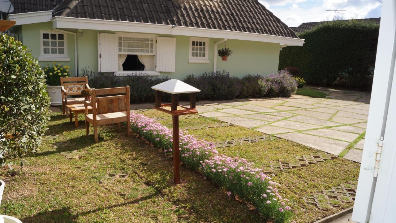 Pousada Chateau Colinas Campos do Jordão Esterno foto